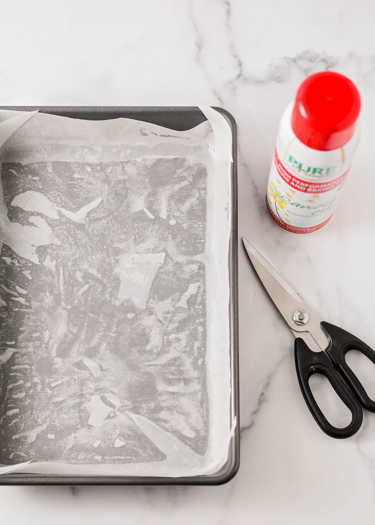 How To Line A Pan With Parchment Paper