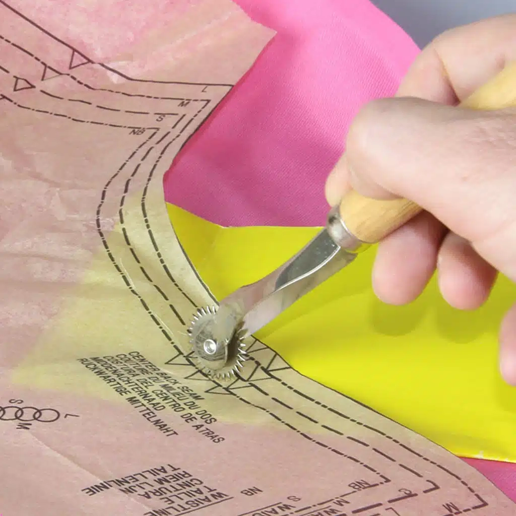 How To Use Tracing Wheels For Sewing Easy Way TREASURIE