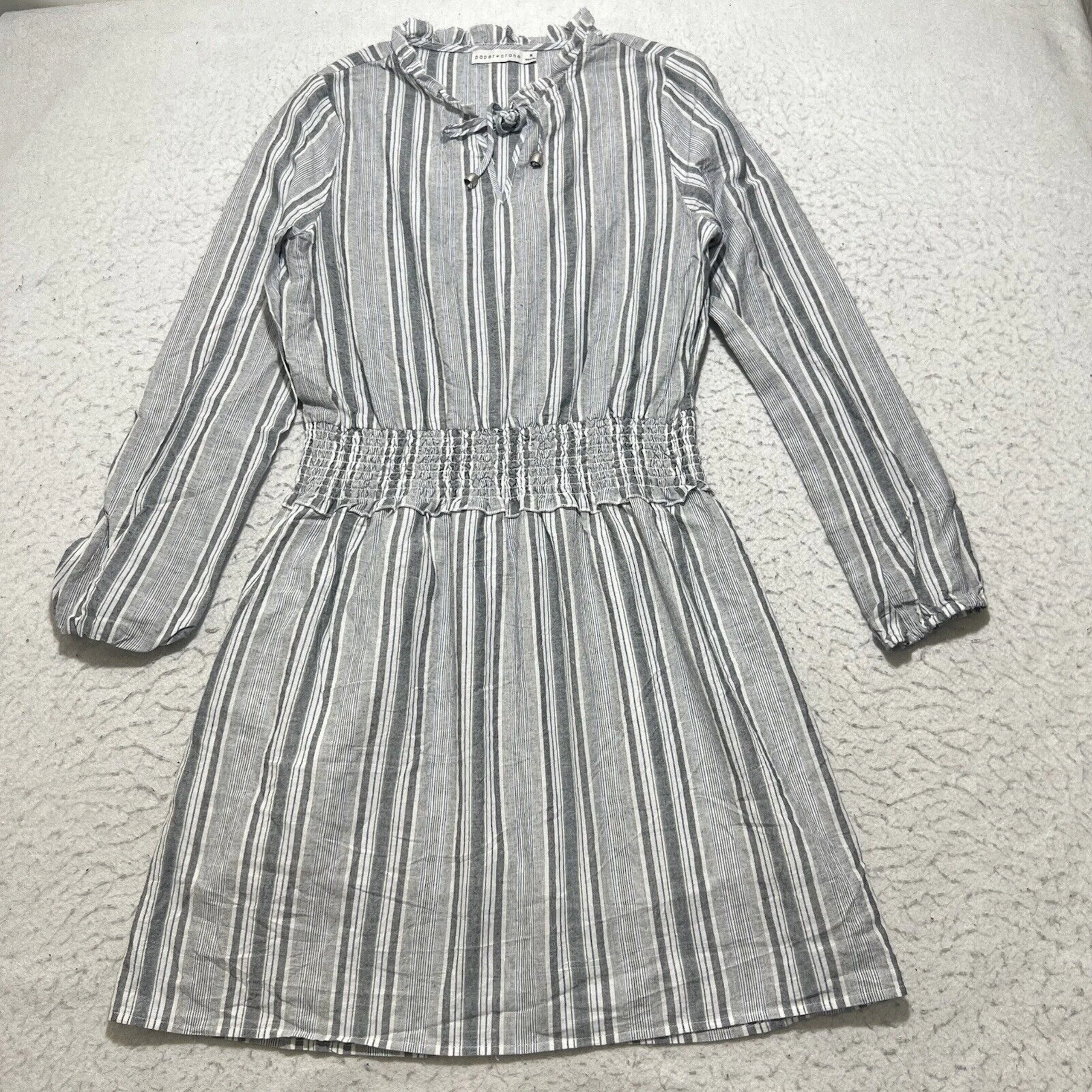 Paper Crane Women s Medium Long Sleeve Fit amp Mercari
